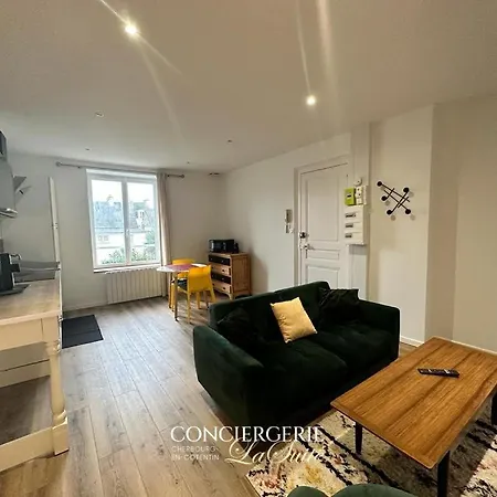 Le Petit Pedro شيربوغ أون كوتننتين