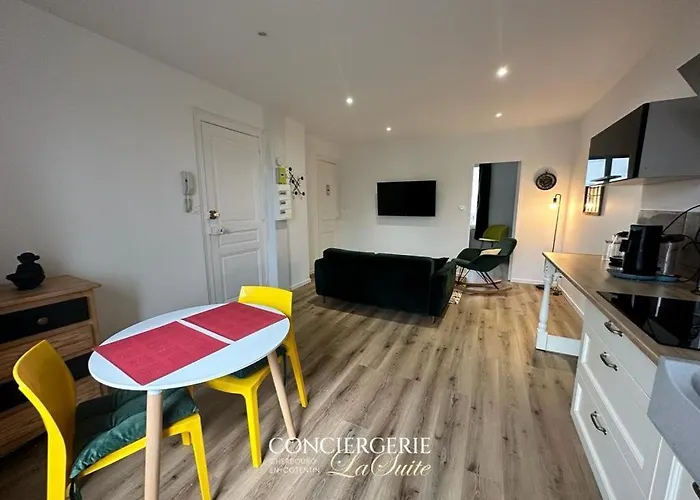 Le Petit Pedro * شيربوغ أون كوتننتين